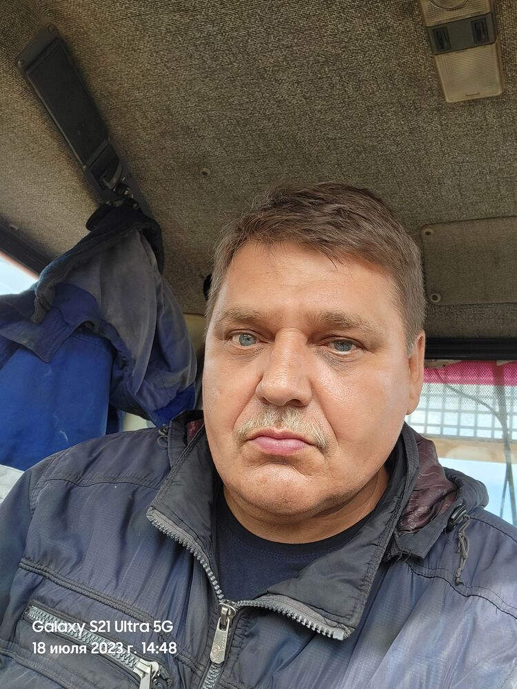  36272615  , 61 ,    
