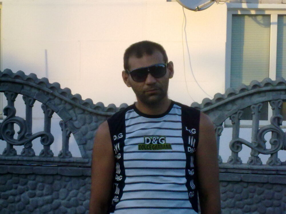  19007255  Kolya, 46 ,    