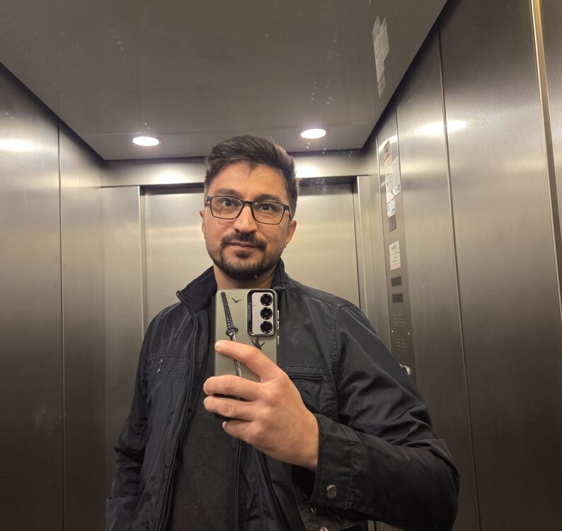  Koeln,   Huseyin, 29 ,   ,   , c 