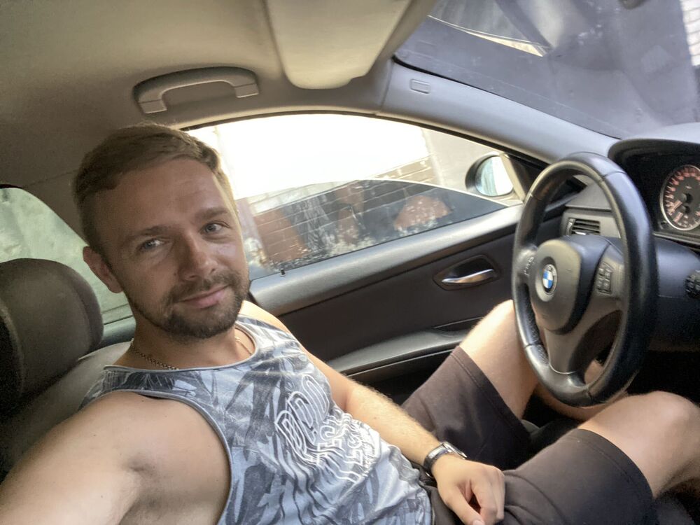  36047765  Kirill, 33 ,    