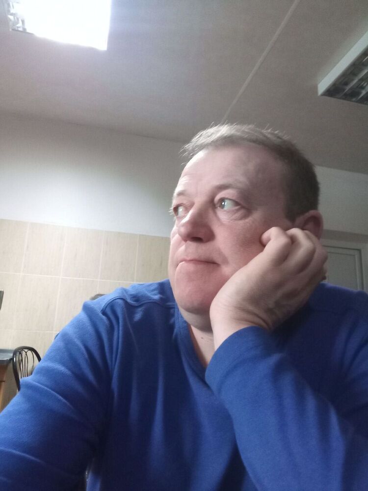  33573565  , 49 ,    