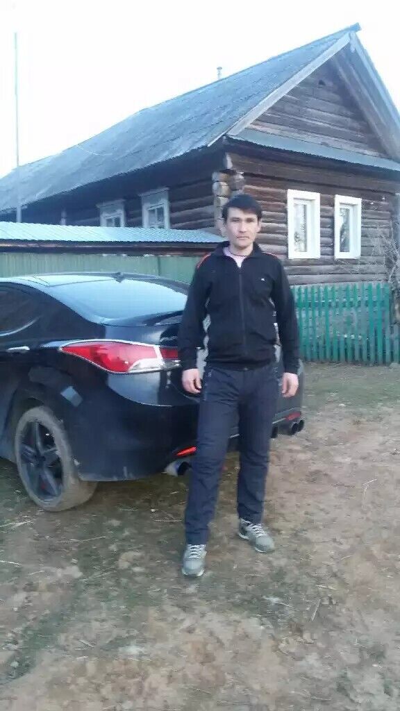  21479365  Botir, 33 ,    