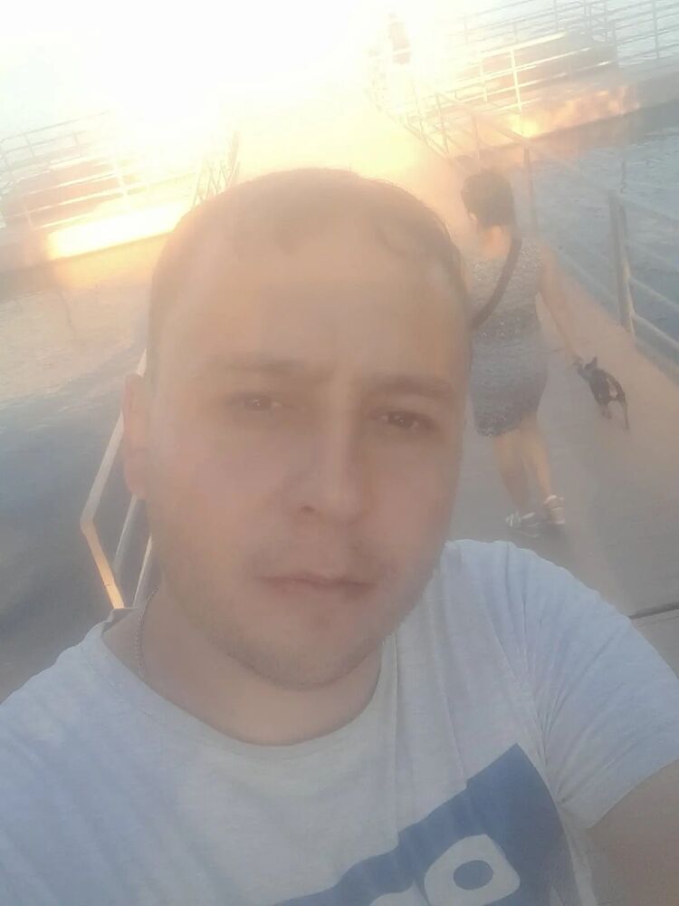 43667325  , 38 ,    