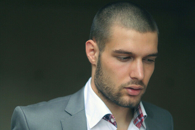  4598725  Stefan, 30 ,    
