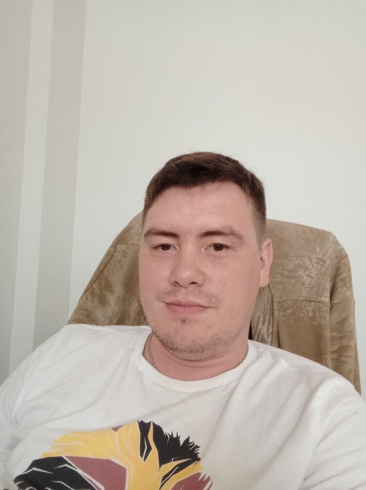  ,   Radik, 34 ,   ,   , c 