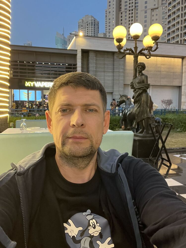  ,   Andrey, 42 ,   ,   