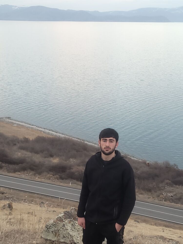  33608165  , 21 ,    -