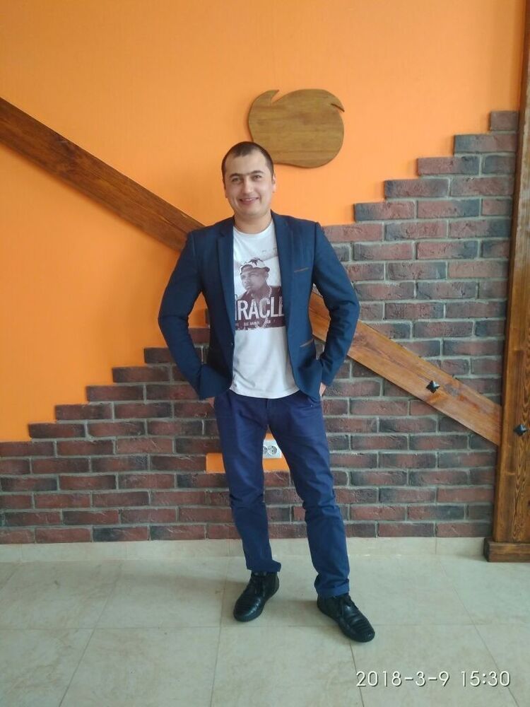  11825625  , 40 ,    