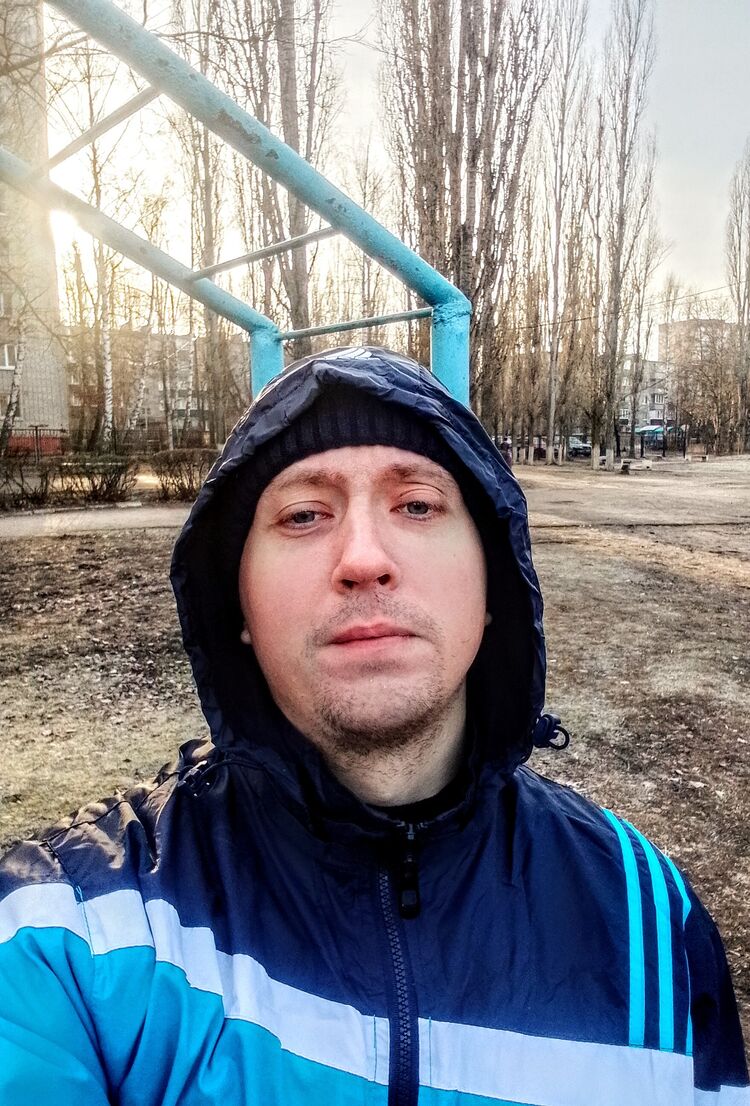  ,   Yury, 32 ,   ,   