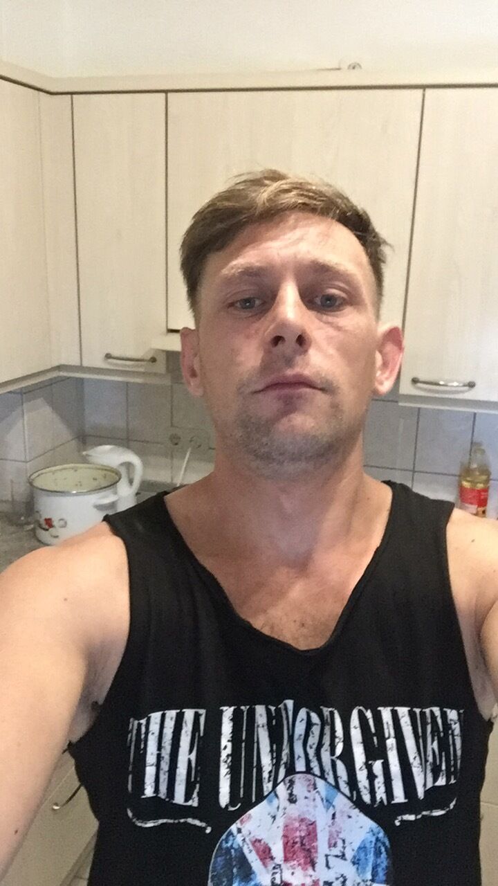  23442785  , 37 ,    