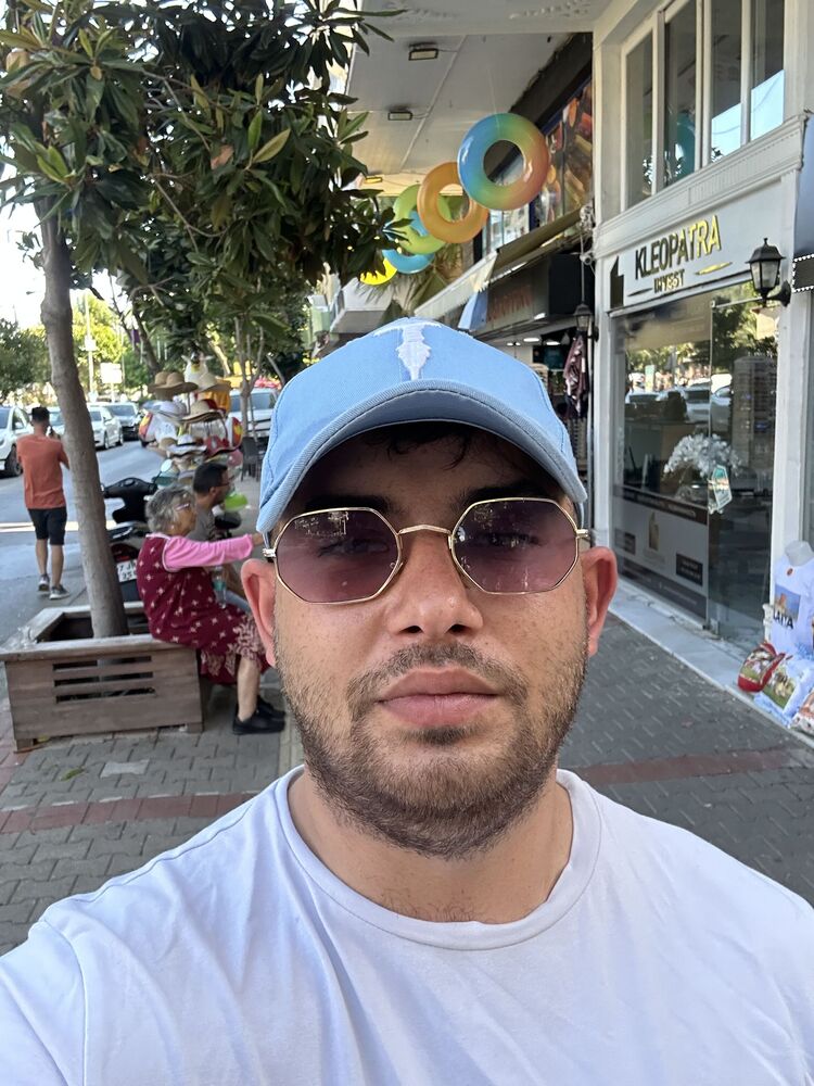  36537915  Raul, 28 ,    Alanya