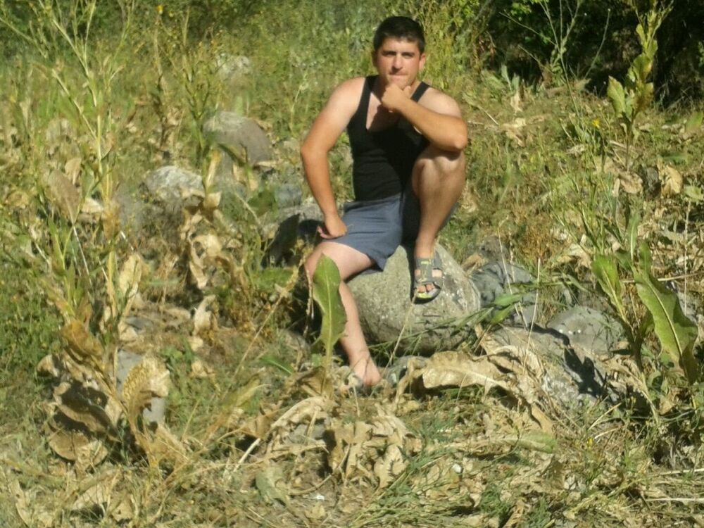  5742395  Eghish, 37 ,    