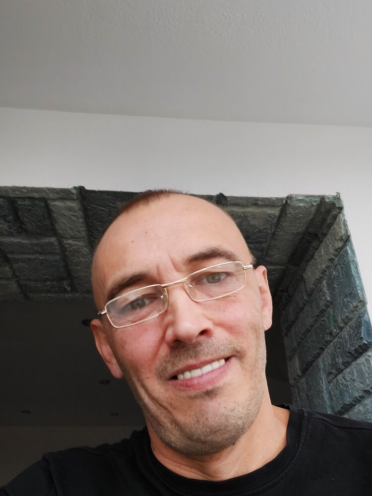  29780145  , 49 ,    
