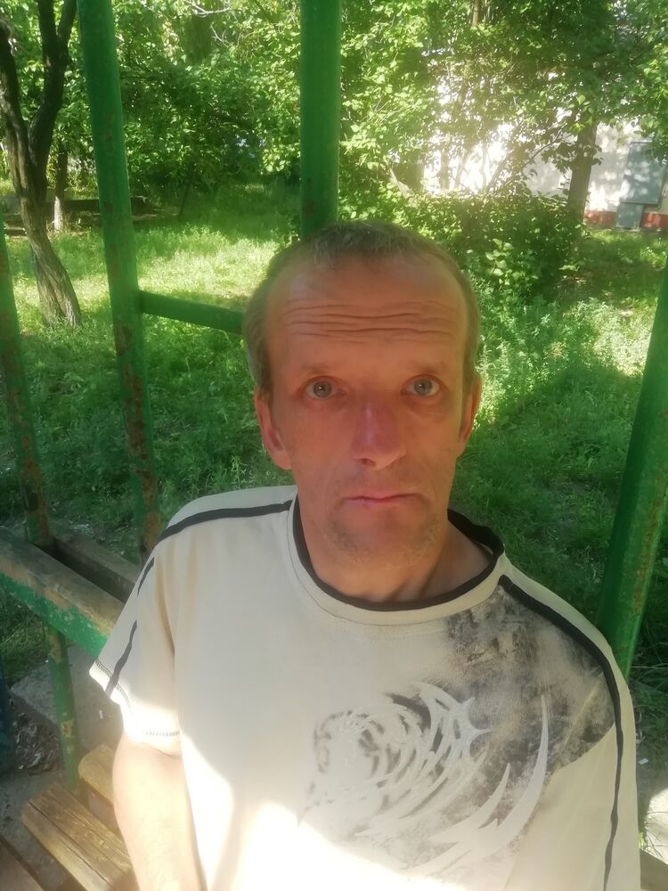  36677625   , 52 ,    