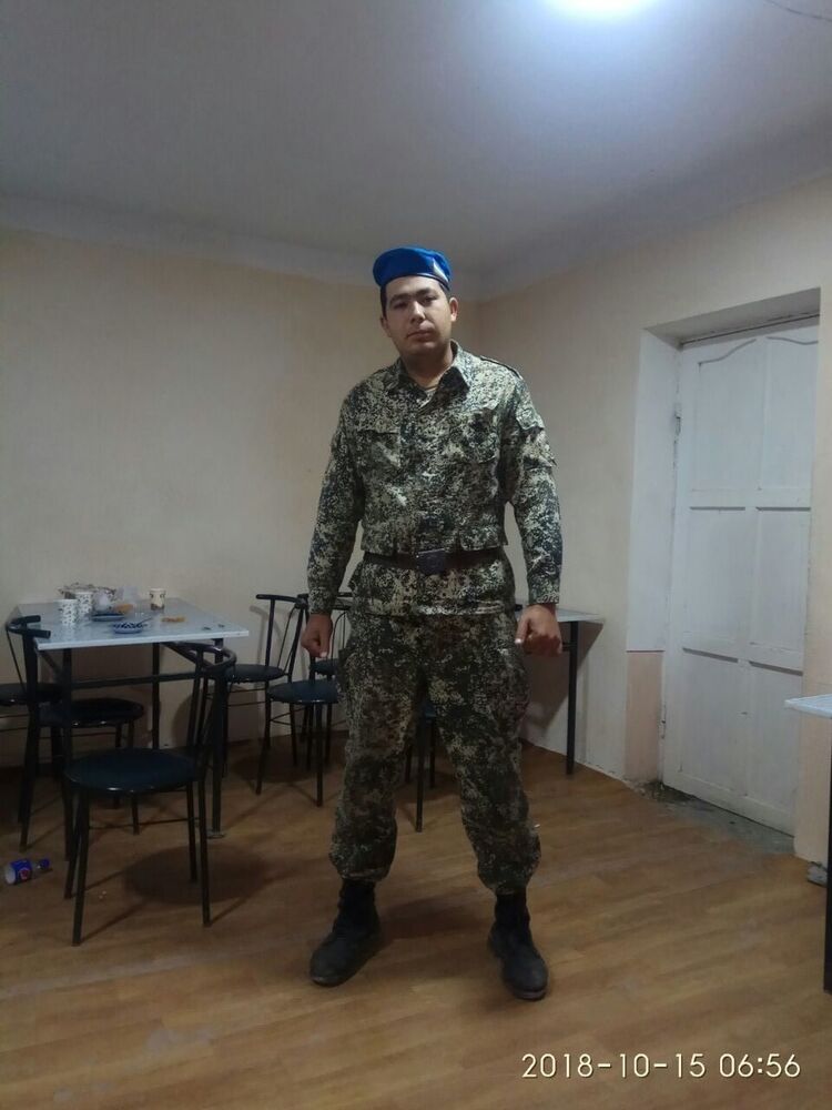  15740255  Javoxr, 28 ,    