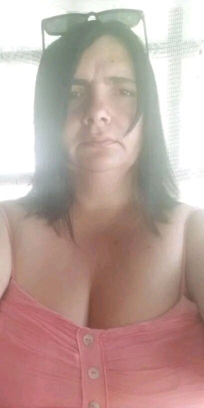  ,   Zorana, 40 ,   ,   