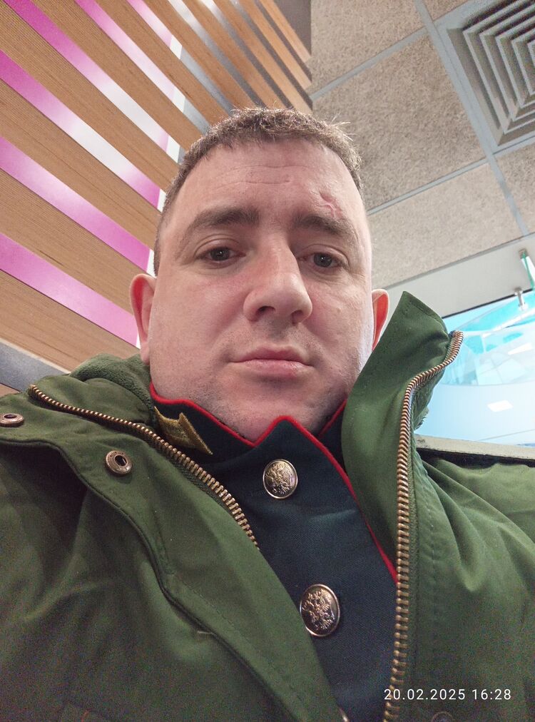  53890345  Kiril, 32 ,    