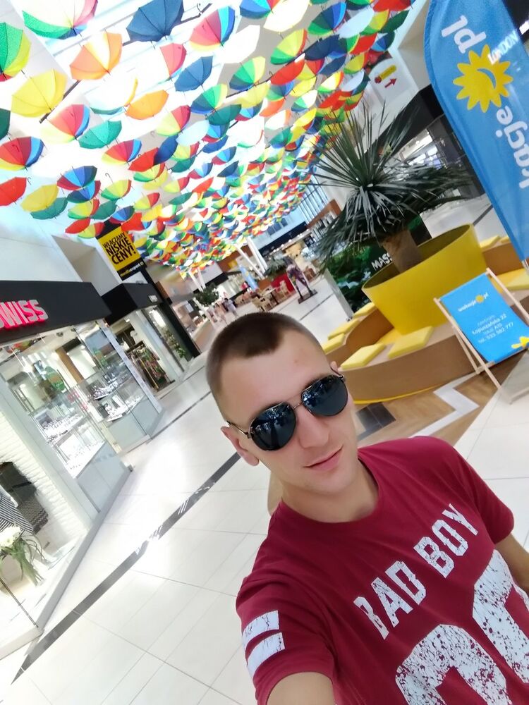 ���� 12198095 ������� ����, 31 ���, ���� ���������� � Warszawa