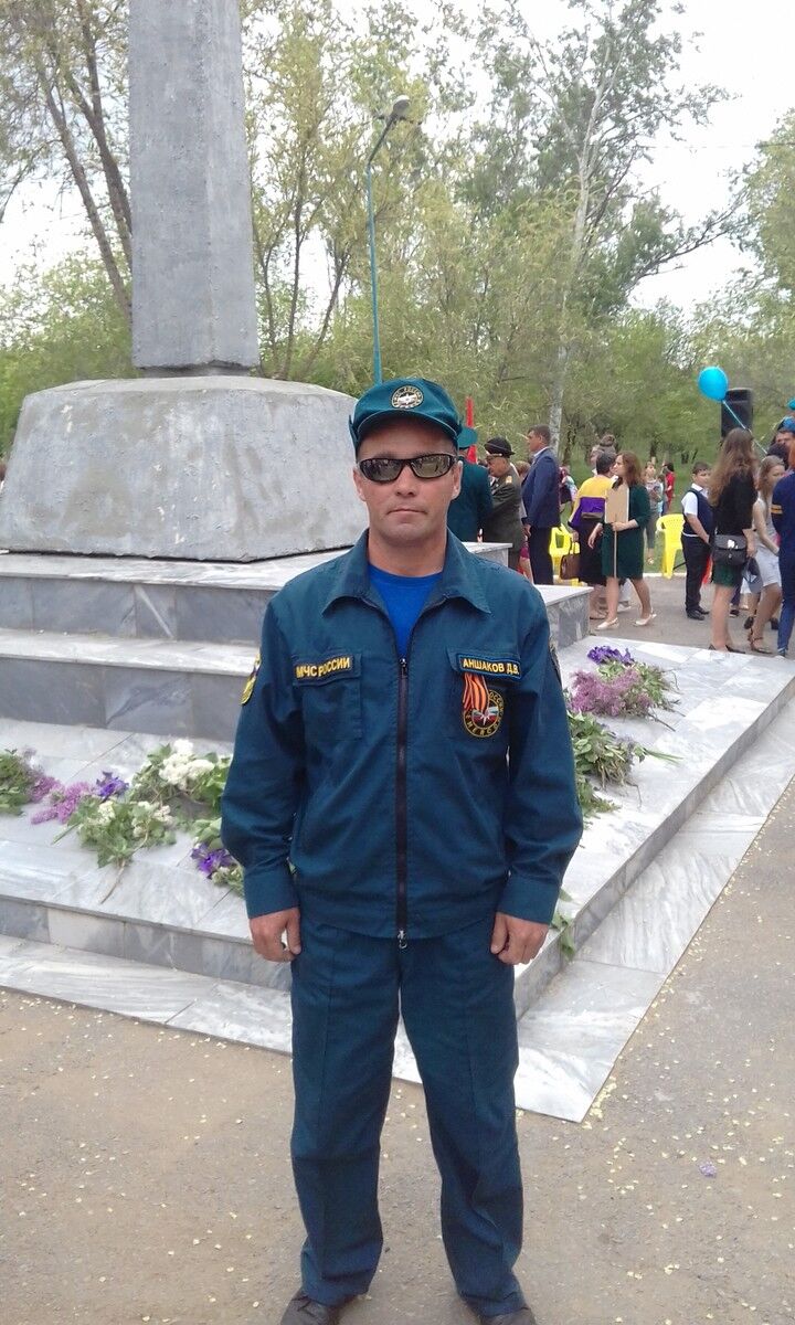  ,   Single, 44 ,   ,   , c 