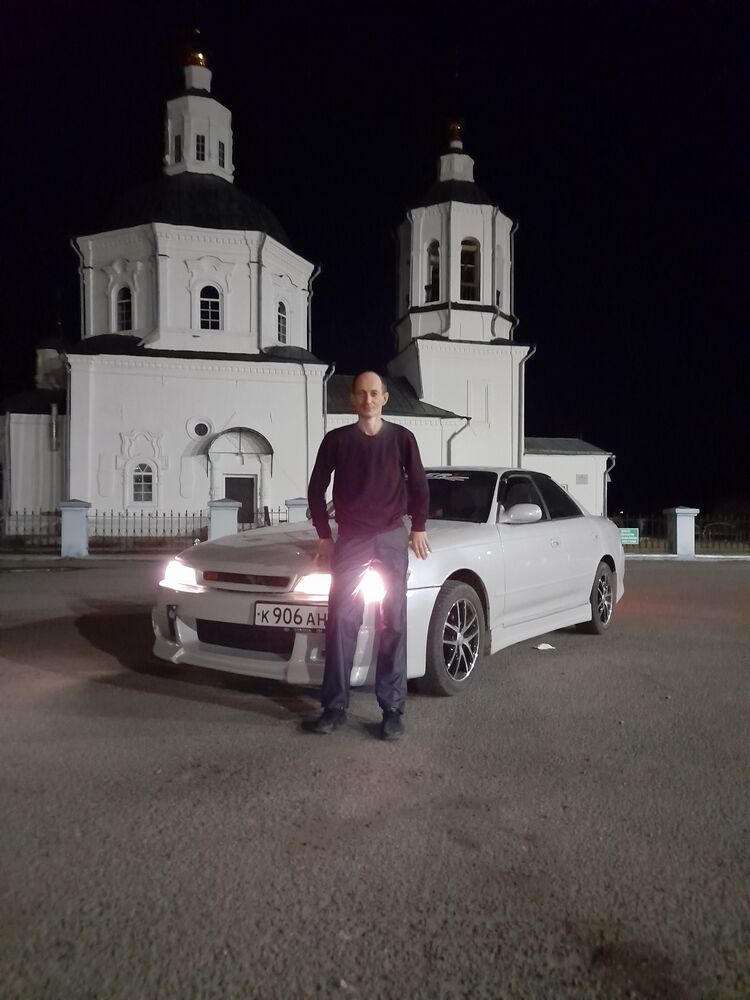  ,   Denis, 40 ,   ,   , c 