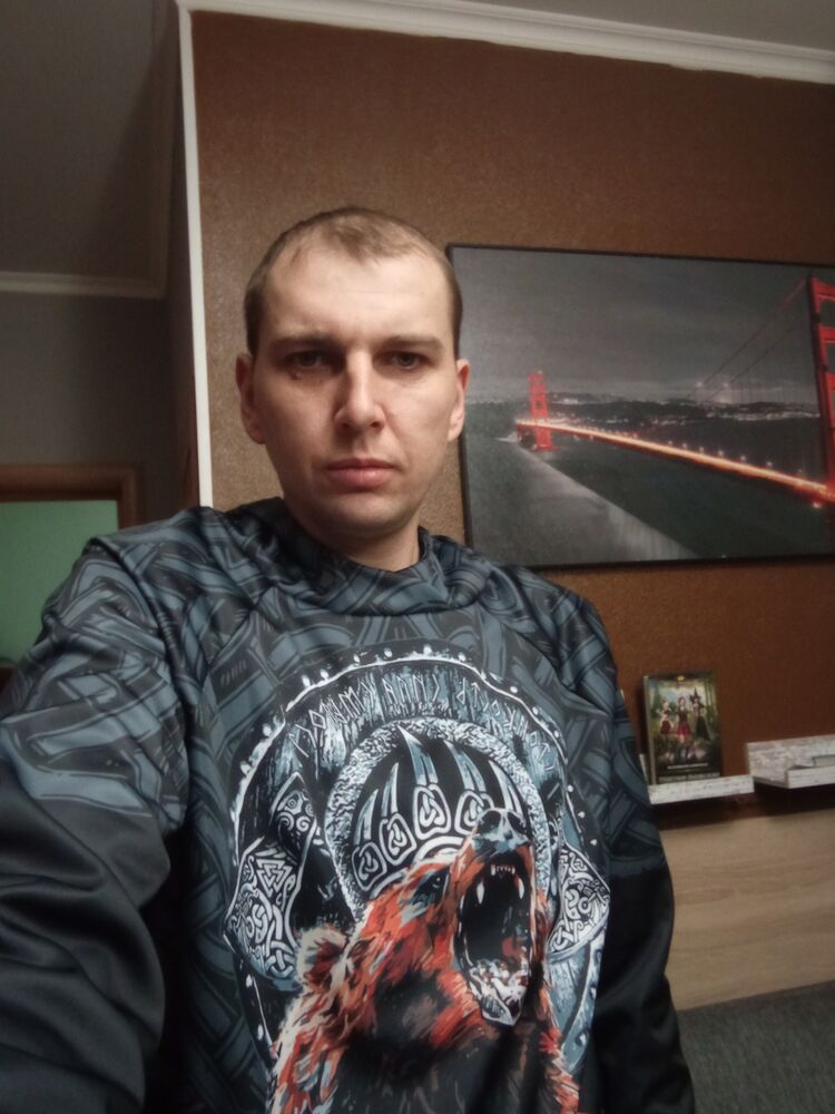  35984075  , 33 ,    