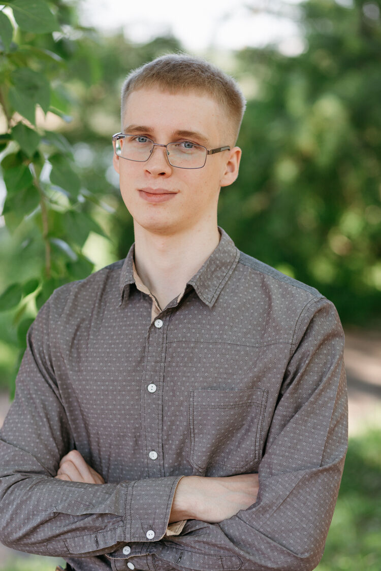  54623195  , 18 ,    -