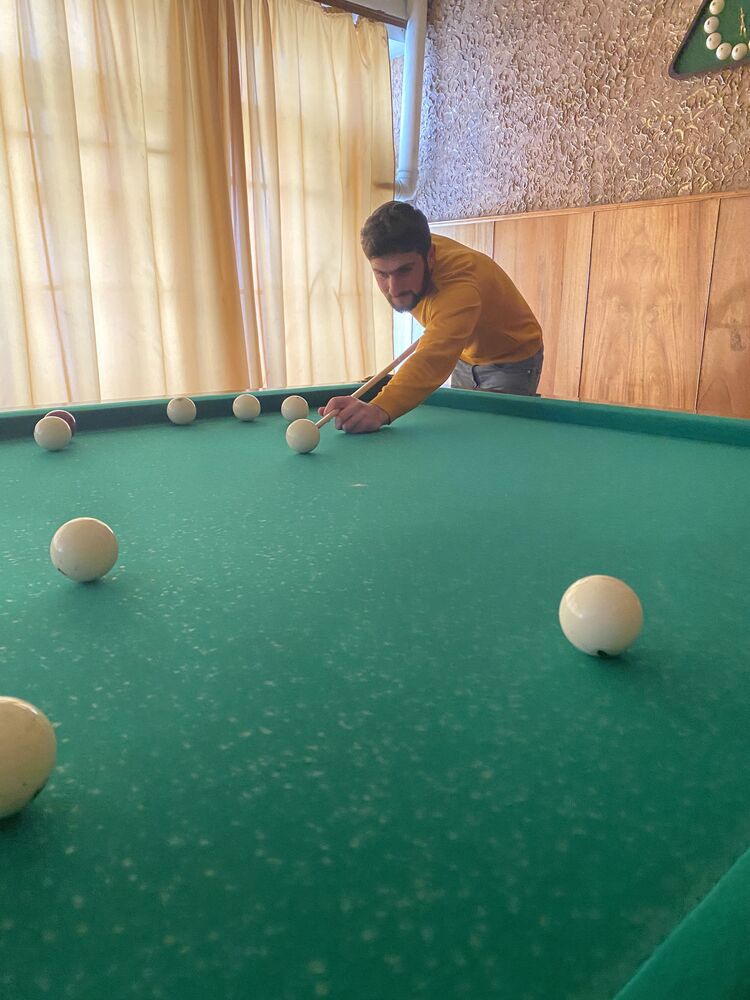  ,   Armen, 26 ,   ,   