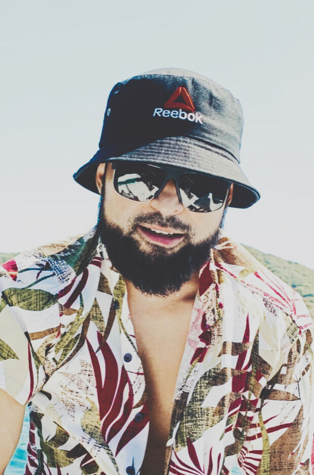  54201485  Alishka, 32 ,    