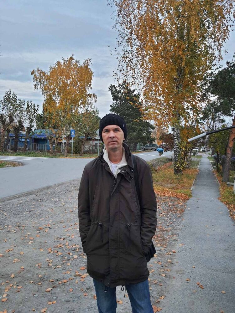  ,   Rinat, 51 ,   ,   , c 