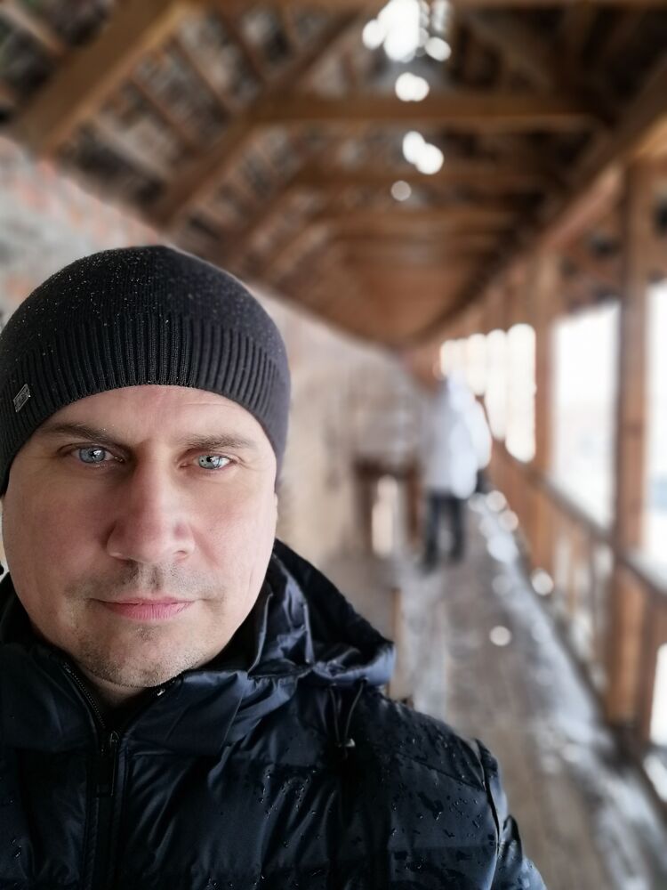  ,   Igor, 41 ,   ,   