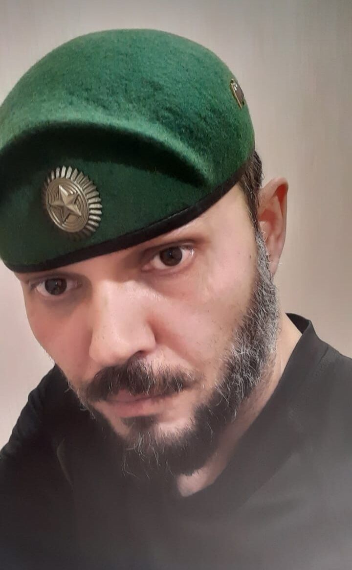  40765395  , 32 ,    