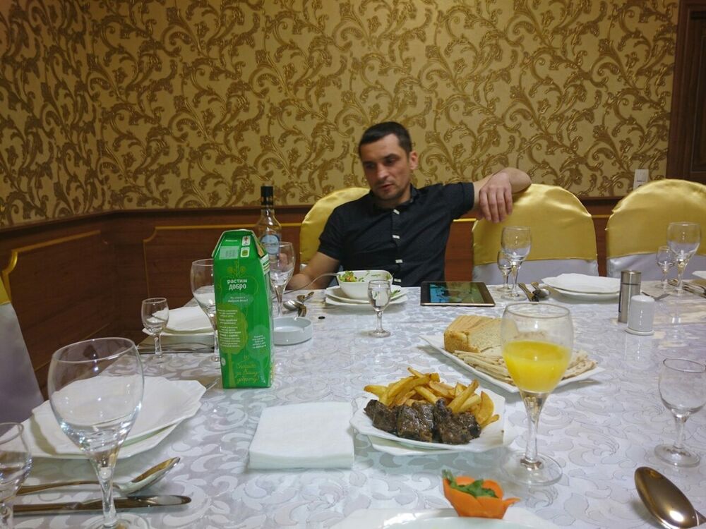  8618845  Stanislav, 47 ,    