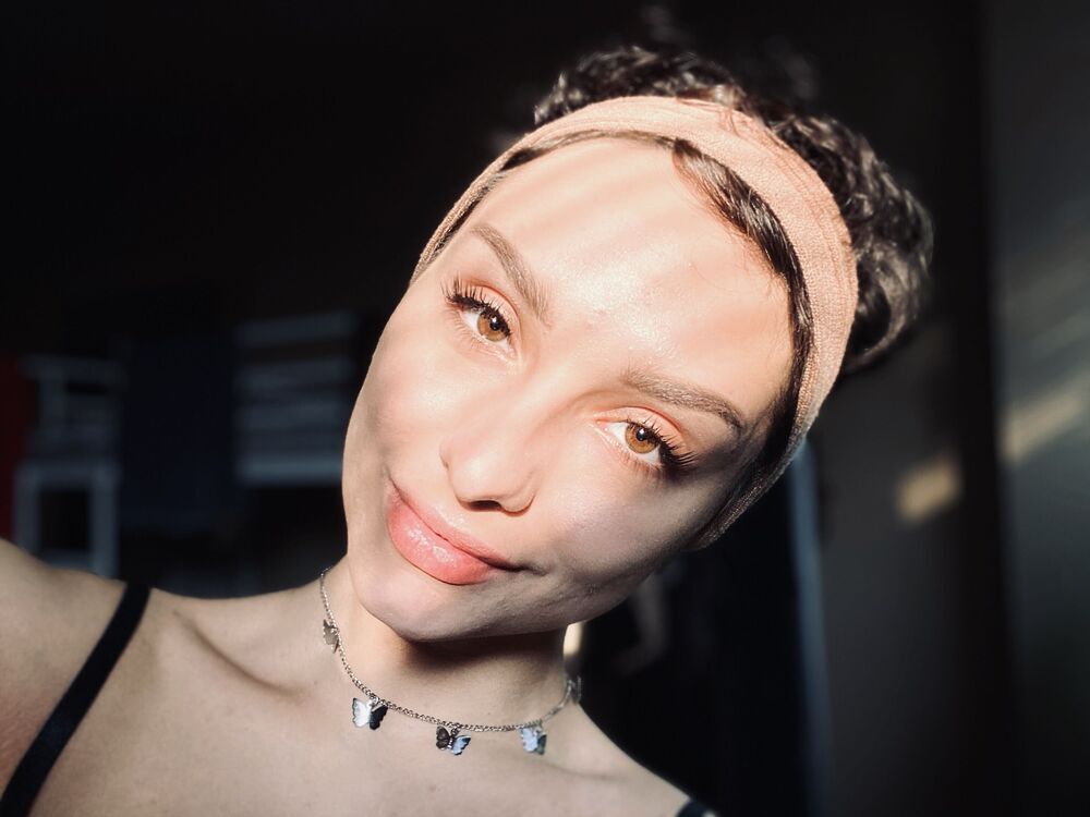  ,   Aleksandra, 24 ,   ,   