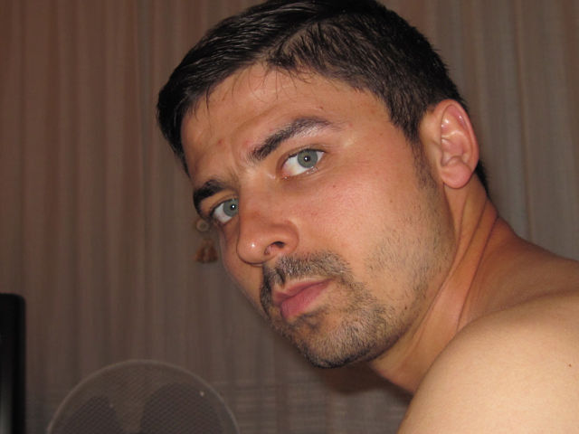  ,   Nicola, 44 ,  
