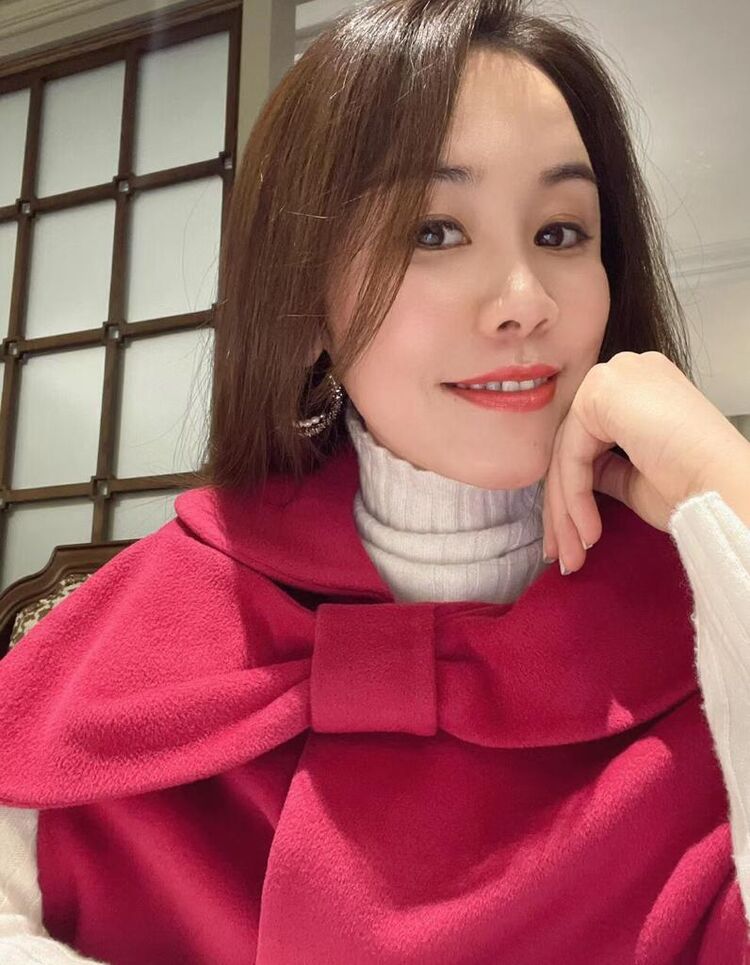  Hong Kong,   Xiaolin, 33 ,   ,   , c , 
