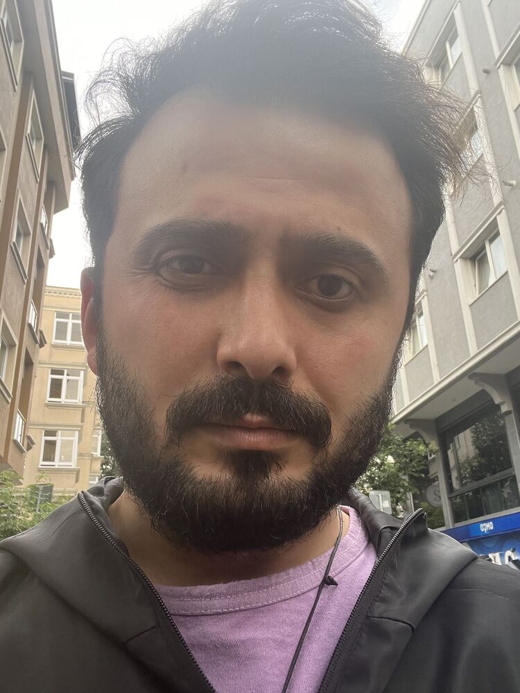  43955425  Mehmet, 34 ,    
