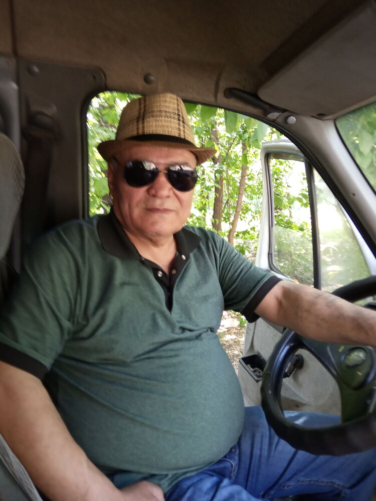  30726925  Roma, 56 ,    