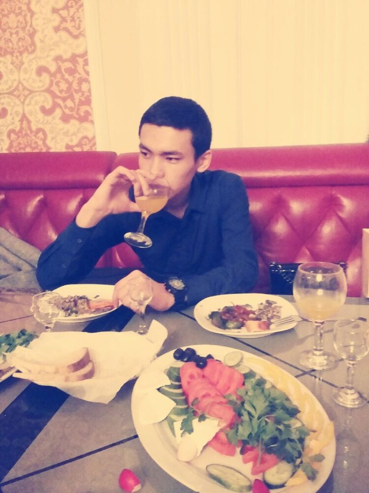  8268945  Almaz, 32 ,    
