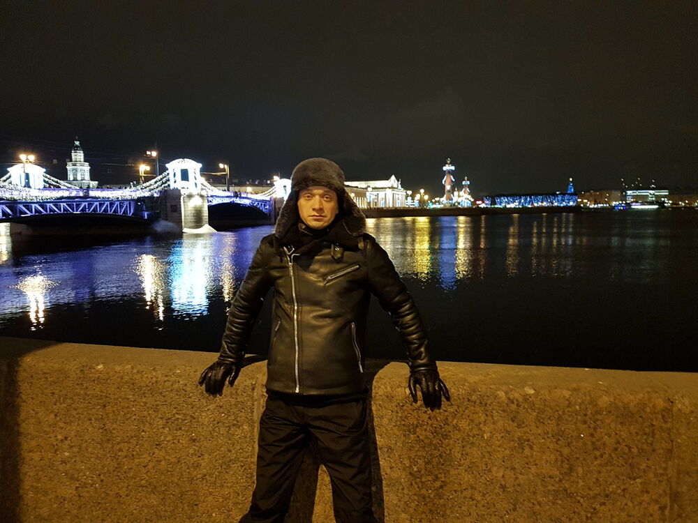  ,   Andrei, 40 ,   ,   , c 