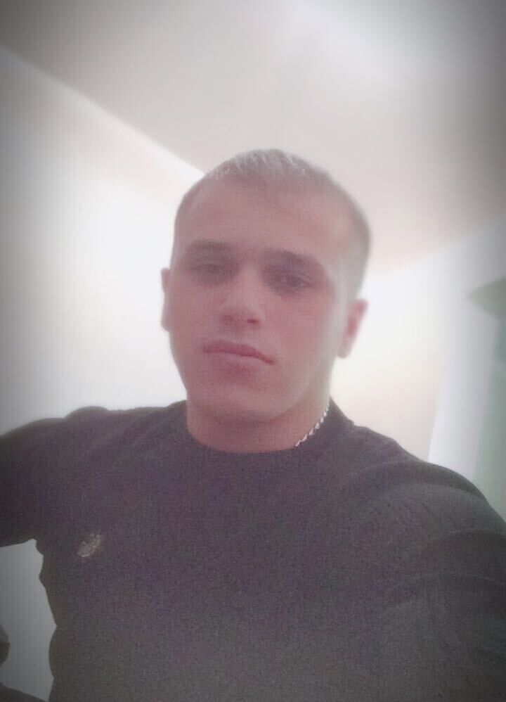  28321555  Max, 26 ,     