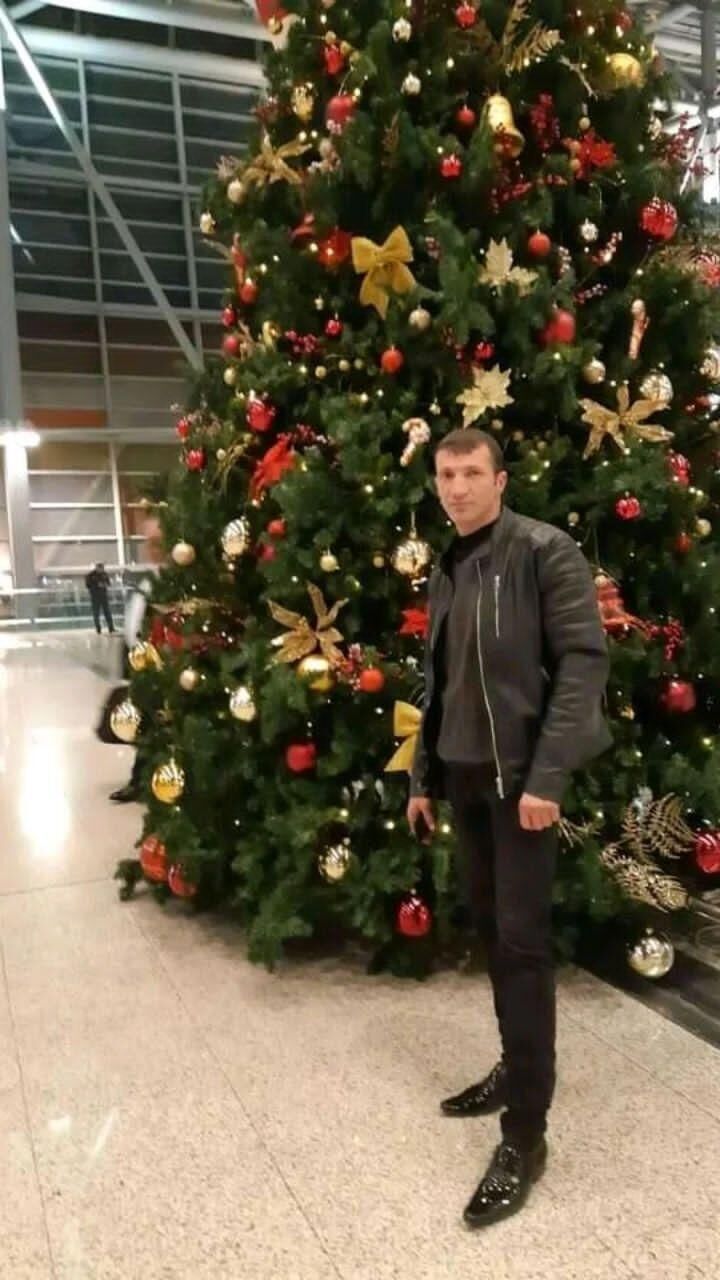  26346565  ARTUR, 39 ,    