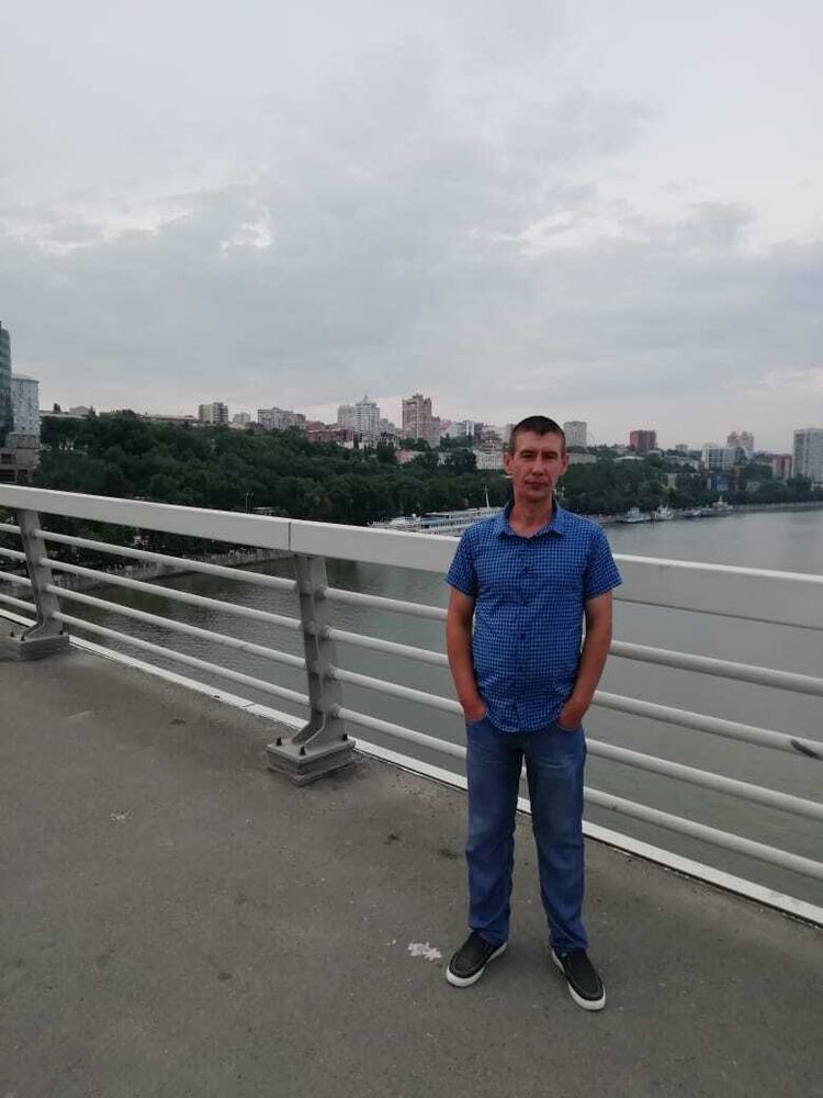  --,   , 44 ,   c 