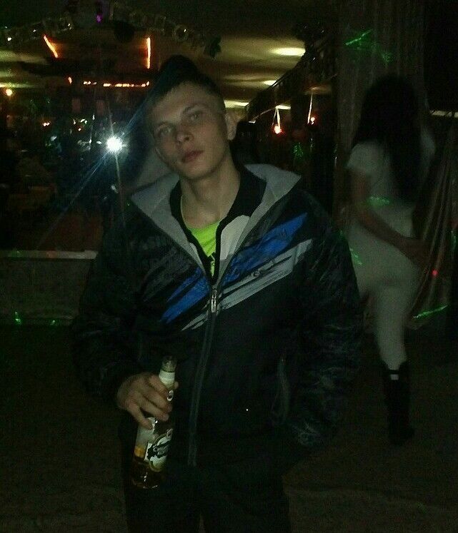  10887455  Ҹ, 33 ,    -