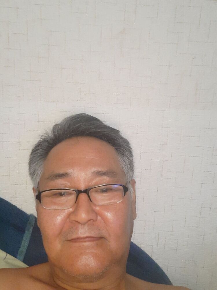  27957745  , 60 ,    