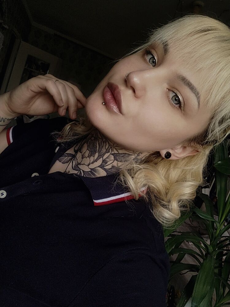  ,   Lada, 25 ,   ,   