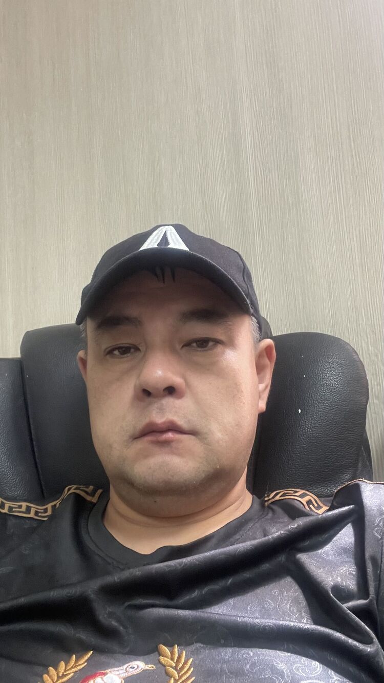  48760275  , 41 ,    