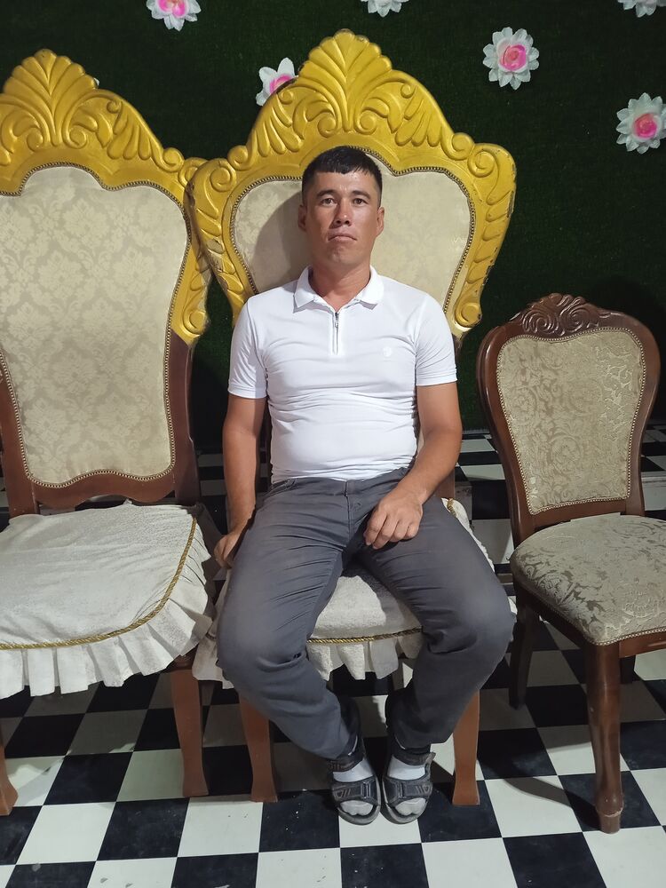  35397835  Shokir, 30 ,    