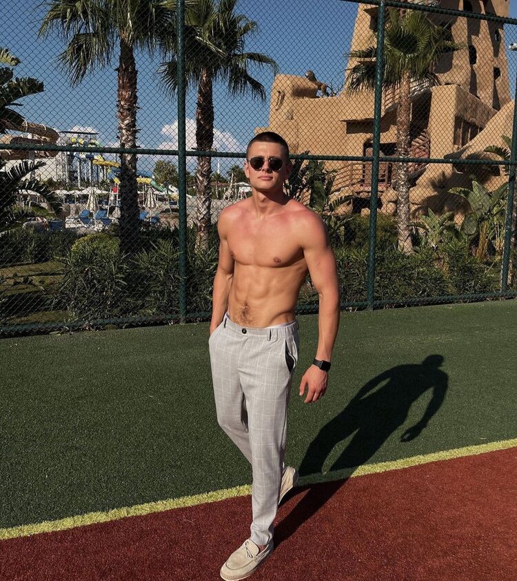  ,   Vlaha, 29 ,   ,   