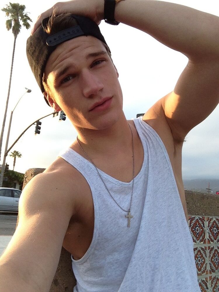 ���� 8388095 ������� ����, 31 ���, ���� ���������� � ������