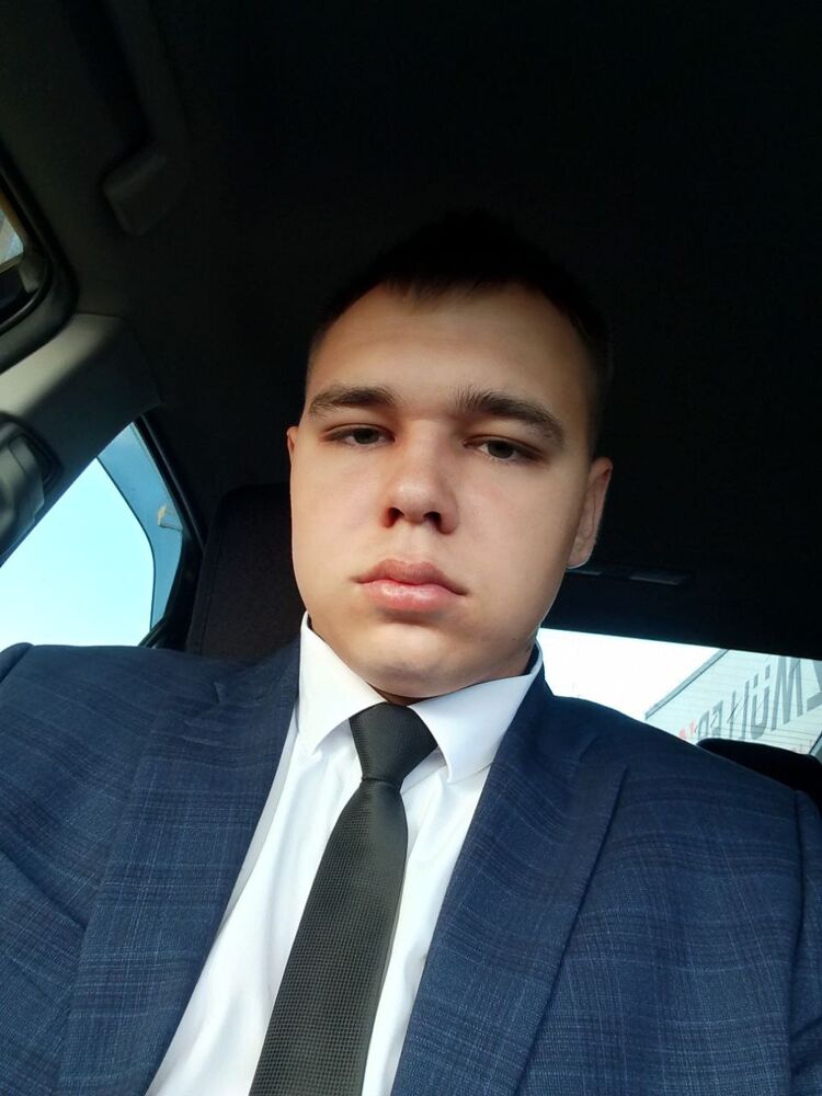  48763935  , 21 ,    